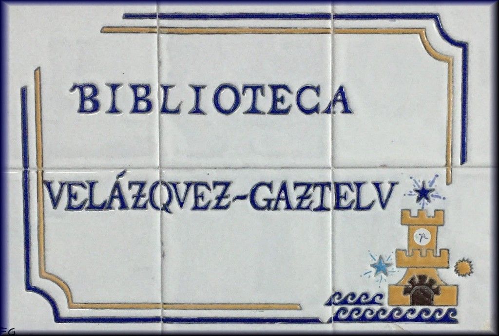 azulejo biblioteca